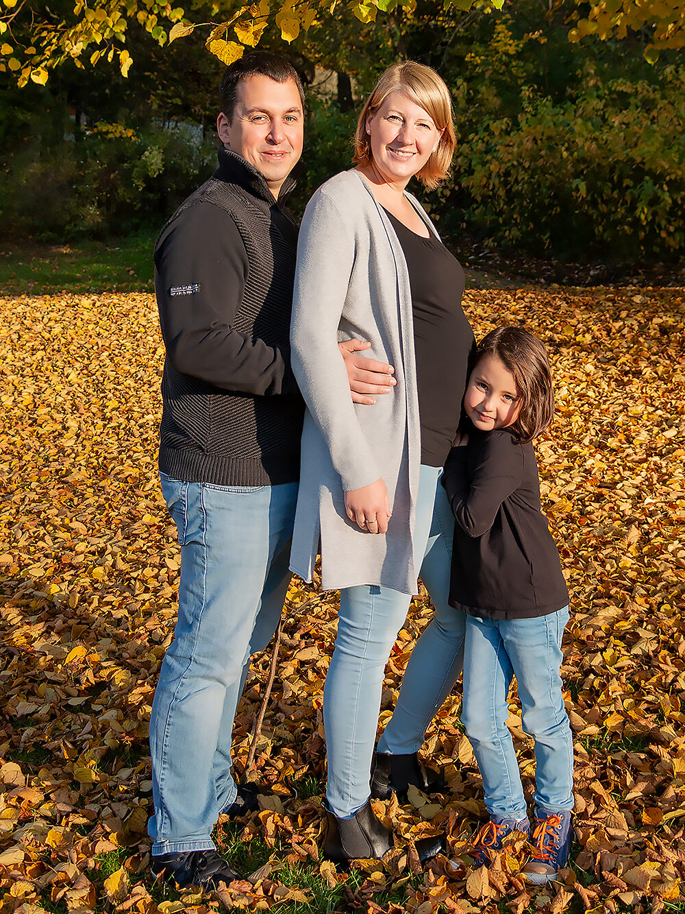 familienfotografie famile family babybauch bellybutton saarland deutschland schwangerschaft