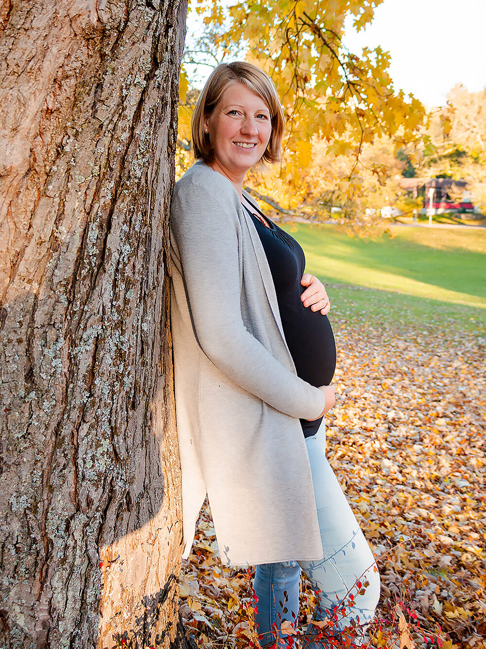 familienfotografie famile family babybauch bellybutton saarland deutschland schwangerschaft